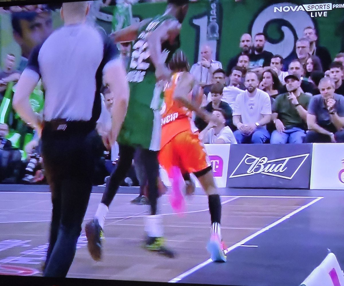 IM_Warrenmunger's tweet photo. @HefeleDarmian @boskoserdar @Eurohoopsnet Difallah let this count https://t.co/8m8YGEQXZX