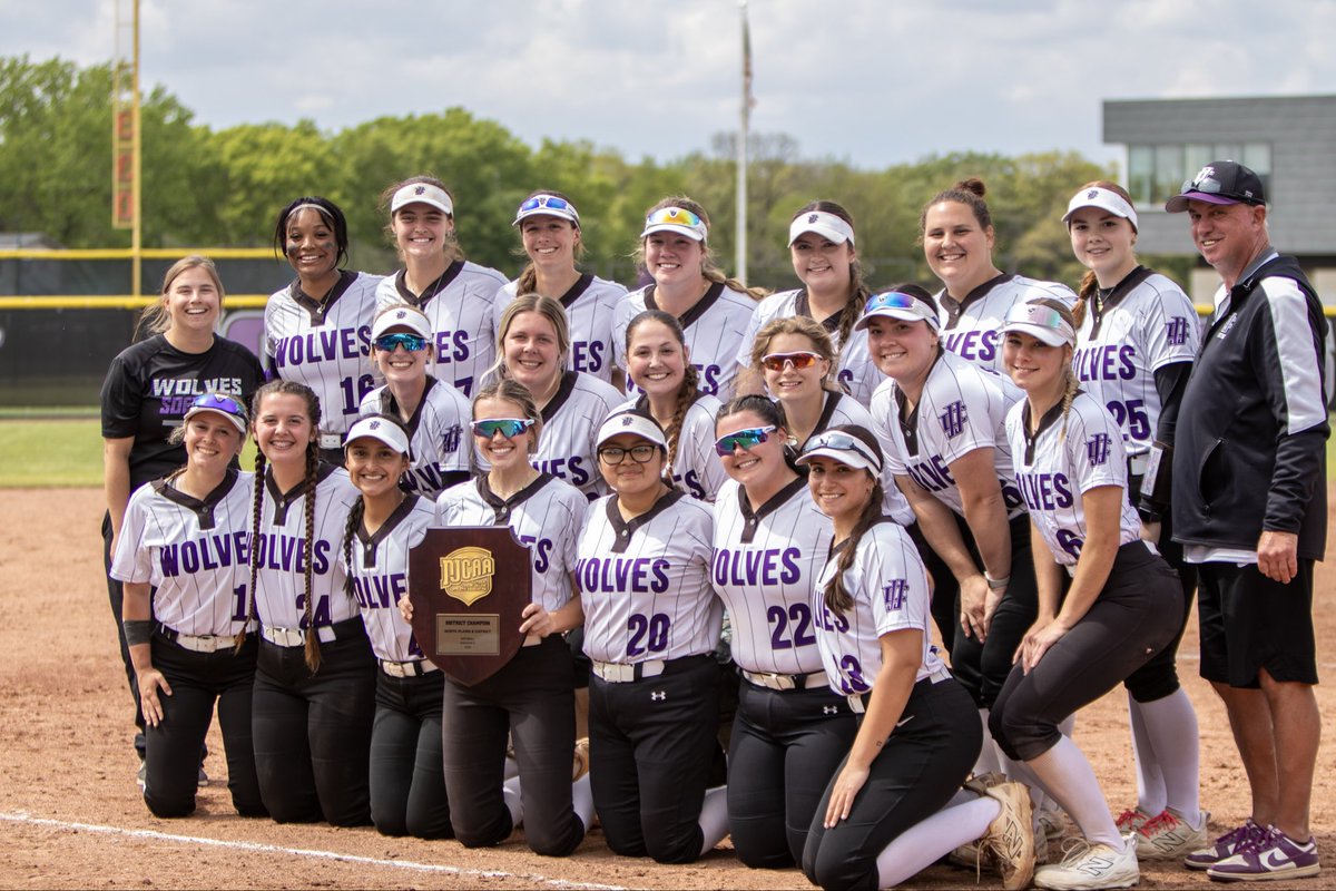 jjcwolves's tweet photo. TICKET PUNCHED!

The Wolves capture the NJCAA Division III North Plains B District Championship and secure their spot in the World Series!

#NJCAA #HearTheHowl https://t.co/RoshQEC4Ae