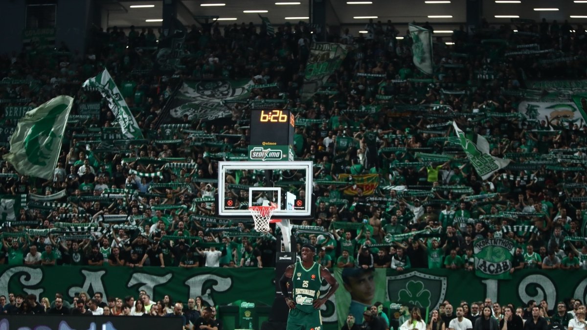 Ο μόνος αδικημένος είναι ο κόσμος του Παναθηναϊκού.

Στηρίζει την ομάδα σε μία μέτρια season, πληρώνει για να βλέπει διαιτητικά όργια &amp; ήττες, προσβάλλεται συνεχώς από τον δημοσιογραφικό βόθρο &amp; ανέχεται τα stories του DPG.

Σίγουρα, κάπως θα πρέπει να τελειώσει όλο αυτό.
#paobc