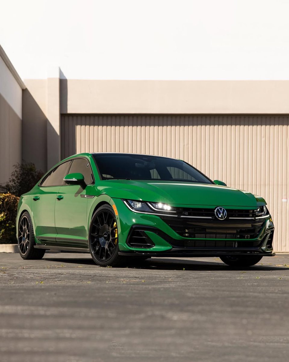 nocarcontext's tweet photo. VOLKSWAGEN ARTEON R LINE 💚💚 https://t.co/OOWlGEPLLE