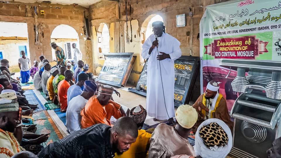 AdedejiOdidiOmo's tweet photo. I remain deeply grateful for the warm reception, prayers, and fatherly counsel - ASOO
#oyosouth
#oyostate
#senatorial
#odidiomo https://t.co/LDSvz63YJw