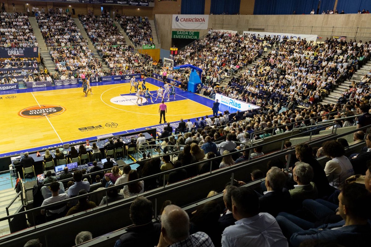AlfonsoRuedaGal's tweet photo. Que grandes, @OBRADOIROCAB! Parabéns polo ascenso e por unha tempada de carácter e moito baloncesto.

Moita sorte tamén ao @basquetcoruna no playoff. Unha oportunidade para pelexar e poder ver a tres equipos galegos na ACB a próxima tempada. 

 #GaliciaCalidade, tamén no básquet https://t.co/29fGkaxrxm