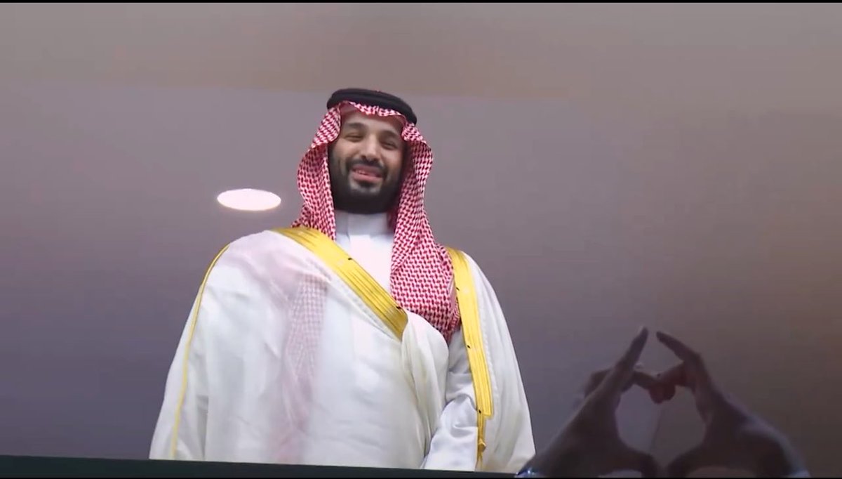 H_MUT88's tweet photo. #ولي_العهد_الامير_محمد_بن_سلمان

شايفينك .. حلمنا .. بعيوننا
وحافرين اسمك بوسط قلوبنا♥️ https://t.co/q7brshTLrt