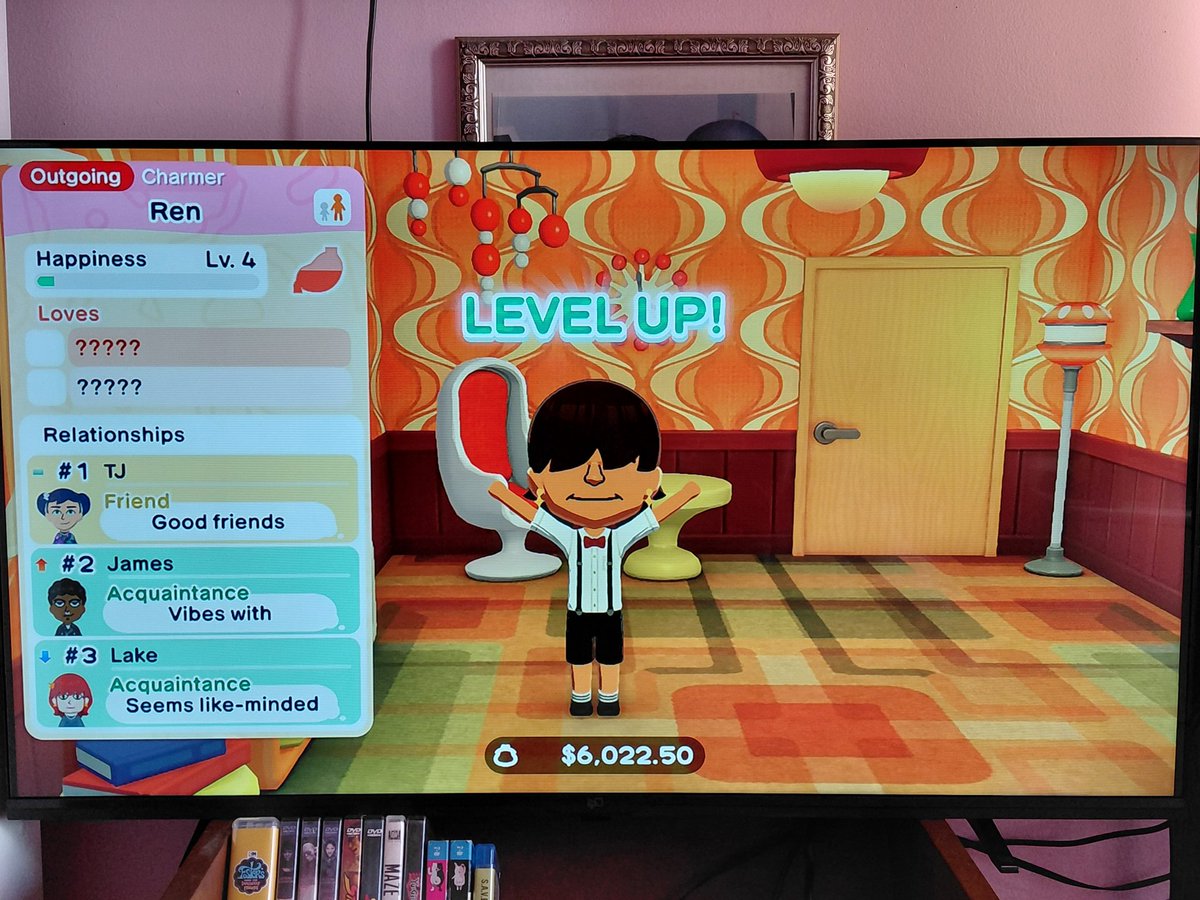 The clothing shop added the closest canon outfit I could get for Ren, and she loved it!
#disventurecamp #TomodachiLife #TomodachiLifeLivingtheDream