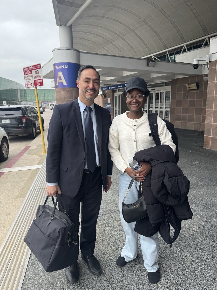 Joaquin Castro tweet media