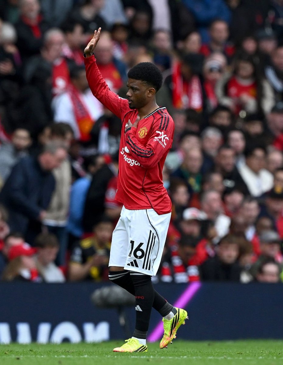 ZaidBalll's tweet photo. 🚨🚨Michael Carrick BIG quotes on AMAD: 

“Amad's fine. He's absolutely fine. There's no problem. He was smiling full-time [against Liverpool]. Mistakes are part of football. I've made them. I've made plenty as a player, I understand, and sometimes you make them and it leads to a goal.Sometimes you make them and you get away with it and no one really talks about it.

He's done so many good things since I came back and the impact that he's had on the team and his performances and what he gives the team, with the ball, without the ball, his energy, his attitude towards it. And he's been great over the last few days and he was great after the game and so he should be.

He's got nothing to feel down about or upset about and frustrated about because he's got so much to look forward to and he's so talented and so exciting and absolute joy to work with. So, he's in a good place, he's in a good place and I'm sure he's looking forward to the game on Saturday.”

[@MUFCScoop]
