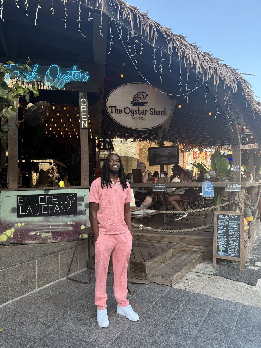 Dre 🙂↔️🤘🏾 tweet media