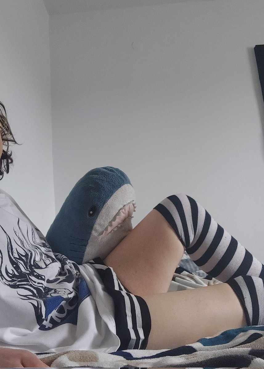 js_femboy tweet media