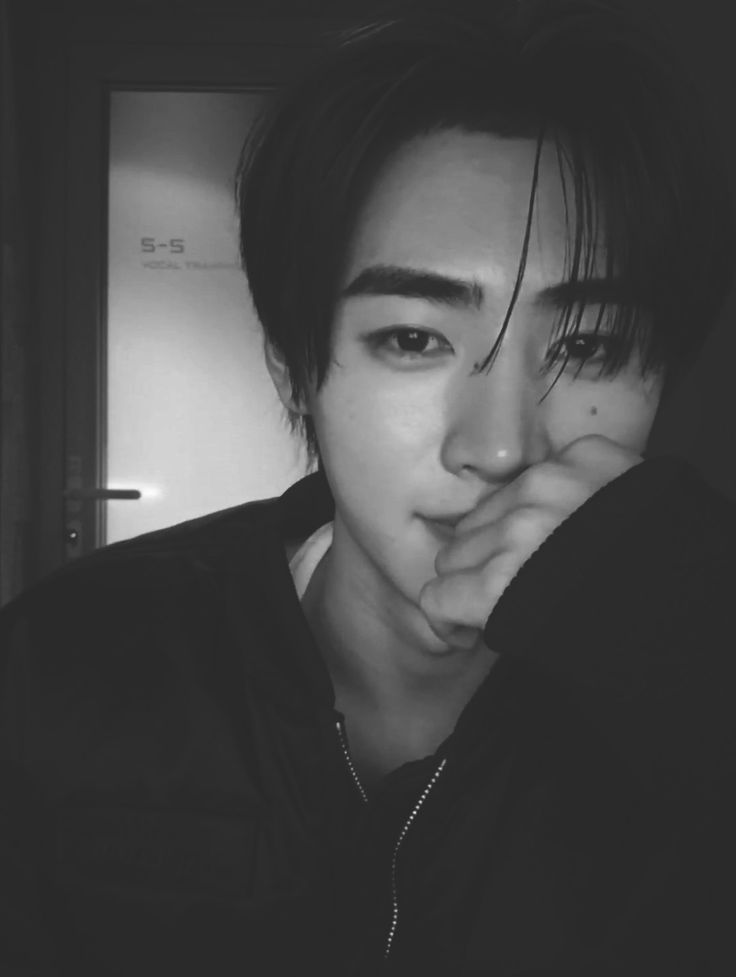 hoonieceps's tweet photo. (^-^)

#ENSD #ENGENESelcaDay #ENHYPEN #SUNGHOON @ENHYPEN_members https://t.co/wDCRZ69ExN