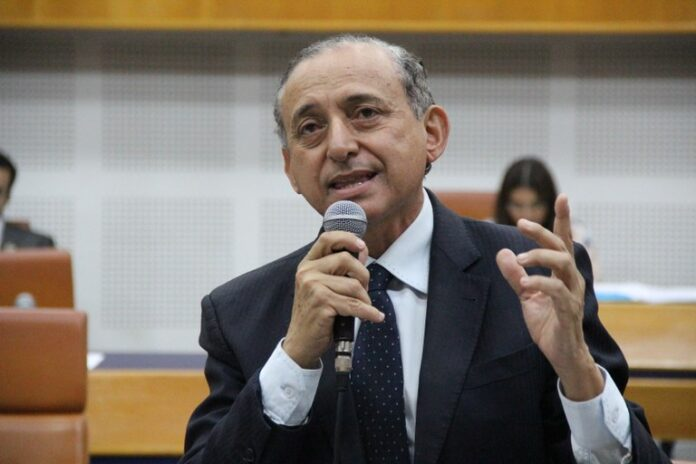 Anselmo Pereira assume Prefeitura de Goiânia durante viagem de Sandro Mabel kvooka.com/anselmo-pereir… via @Kvooka - O portal inteligente