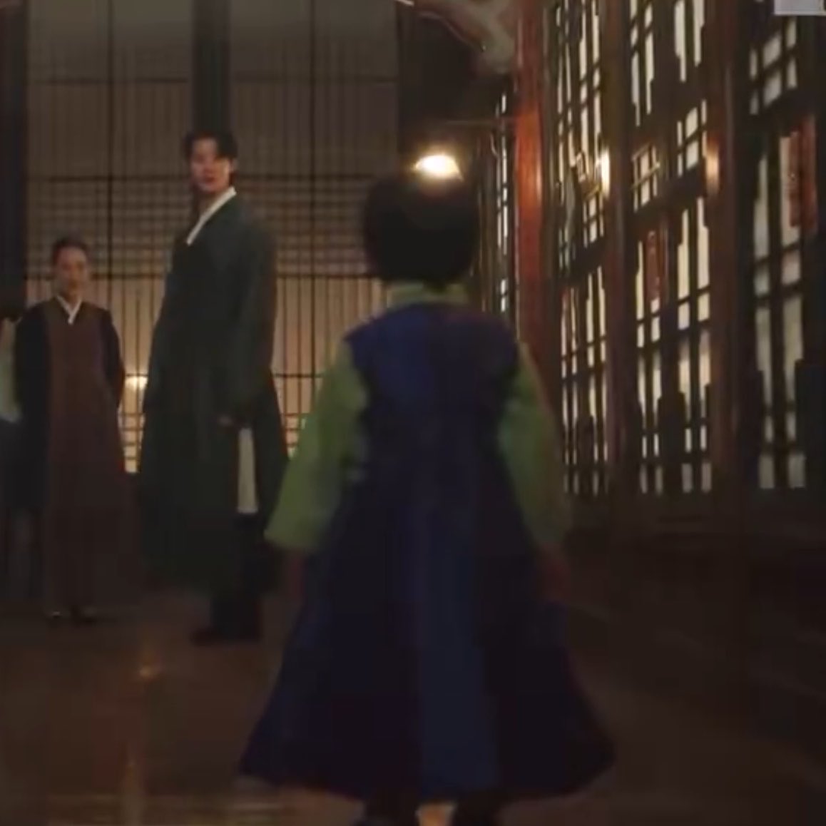 your honor, he was legit only TWO APPLES TALL when daebi mama and his evil grandfather made him bear the responsibility and burden of being the nation's ruler 😭😭😭😭😭😭