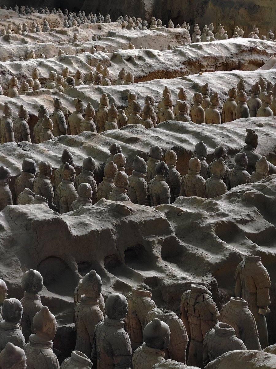 ka1pilled's tweet photo. i went to see the terracotta army and their mascot was unexpectedly cute :-] https://t.co/AijnZmzuKo