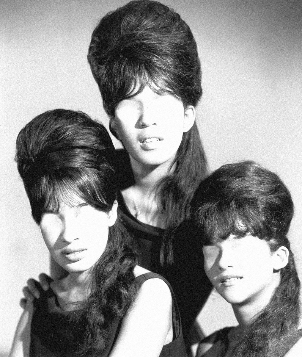 Ronettes Updates tweet media
