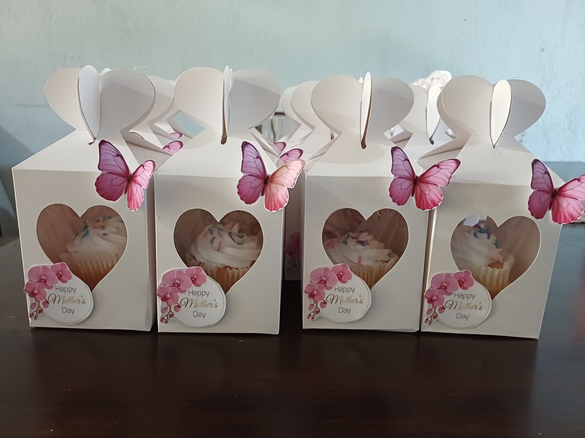 #mamá 😇💕
En Santa Pastelera los hacemos con amor !