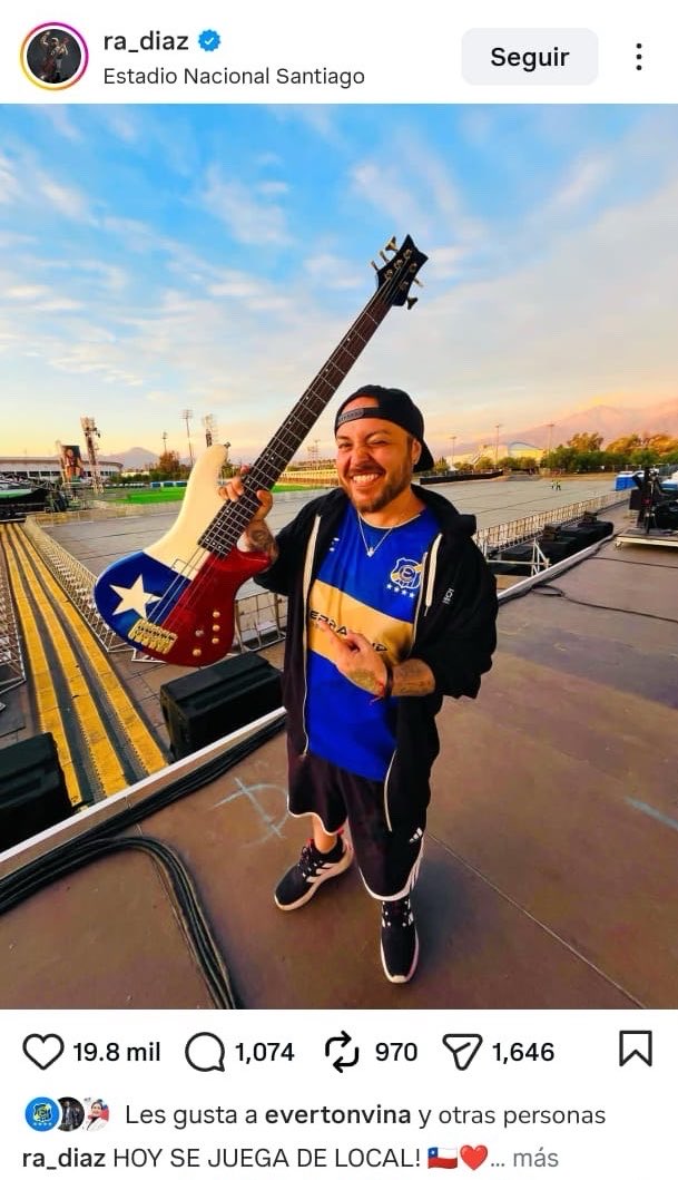 Korn? Tambien del Oro y Cielo

#korn en Chile
Tom Araya? Tambien del Everton

La Zuliana y pin8? De la contra