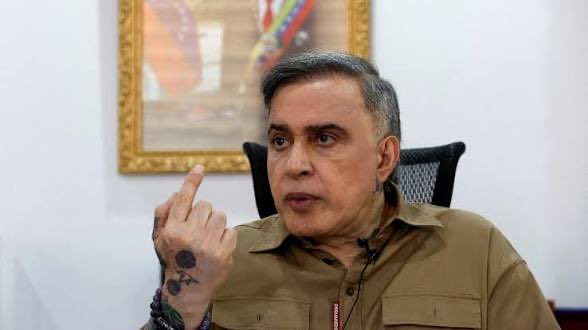 CAPTURA INMEDIATA YA!

Exigimos la inmediata captura de Tarek, el es responsable de desapariciones y asesinatos, por encubrimiento y falsificación de documentos y otros delitos. <a href="/TarekWiliamSaab/">Tarek William Saab</a> 
<a href="/MinpublicoVEN/">Ministerio Público venezolano</a>