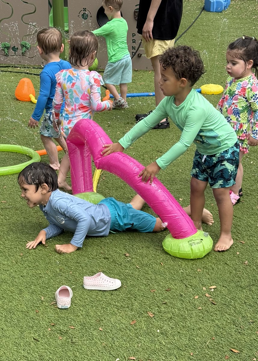 StephanieRISDLM's tweet photo. Little Mustangs 1st official Splash Day is in the books! So fun!!! https://t.co/kCbr1Rxqzt