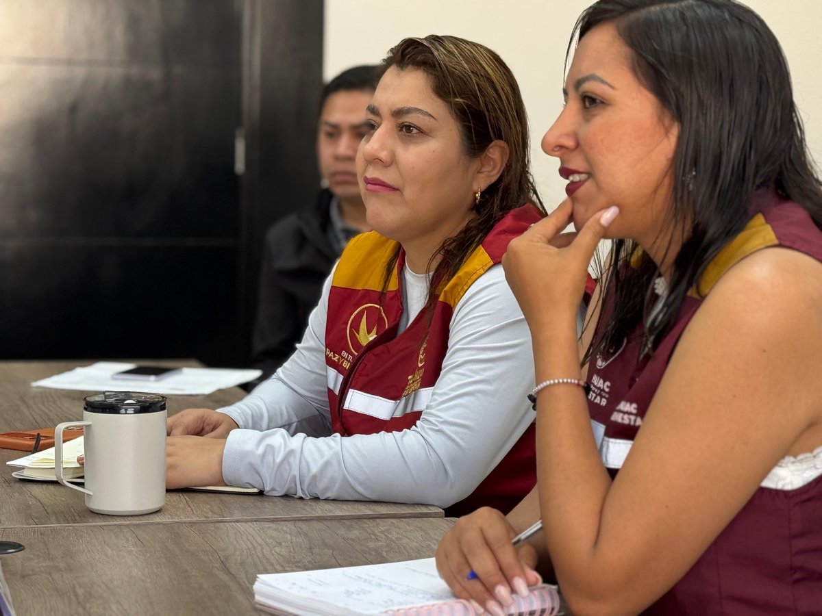 bereheca's tweet photo. Hoy revisamos el funcionamiento y monitoreo de cámaras y herramientas de apoyo en nuestras colonias.

La atención diaria y la coordinación constante hacen la diferencia. https://t.co/8FvpJR85J2