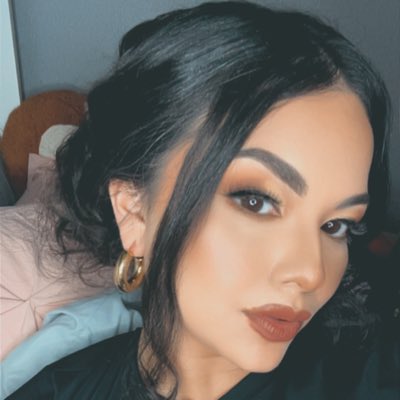 stephaniearred5's tweet photo. #NewProfilePic https://t.co/egZJMrdVhD