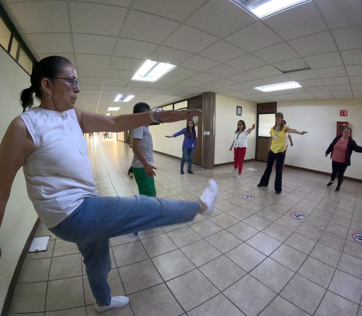UPPachuca's tweet photo. Personal de la Dirección de Vinculación se integró al programa de activación física del proyecto Mundial Social 2026.

Esta iniciativa busca promover el bienestar y la convivencia, fortaleciendo los hábitos saludables dentro de la comunidad #UPP.

#OrgulloUPP https://t.co/nQHnSgyvvy
