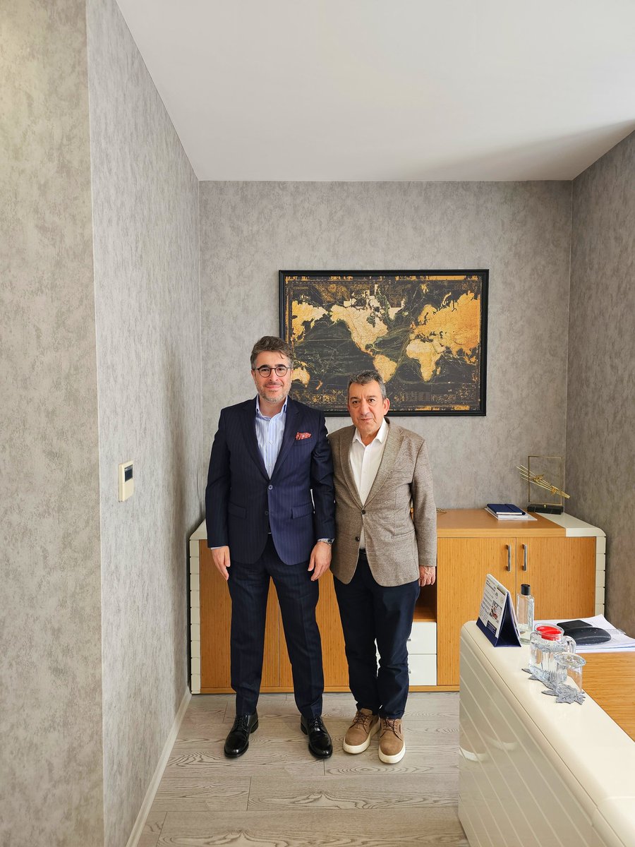 omerkocakusak's tweet photo. Bursa YMMO Başkan Yrd. ve MÜSİAD Bursa Hizmetler ve Finans Sektör Kurulu Başkanı, değerli dostum Yakup Kayhan ile bir araya geldik. Vergi mevzuatı ve finansal gündemi değerlendirdiğimiz bu verimli görüşme için kendisine teşekkür ederim.

​#Bursa #YMMO #MÜSİAD #Ekonomi #Vergi https://t.co/s31x1izeLr