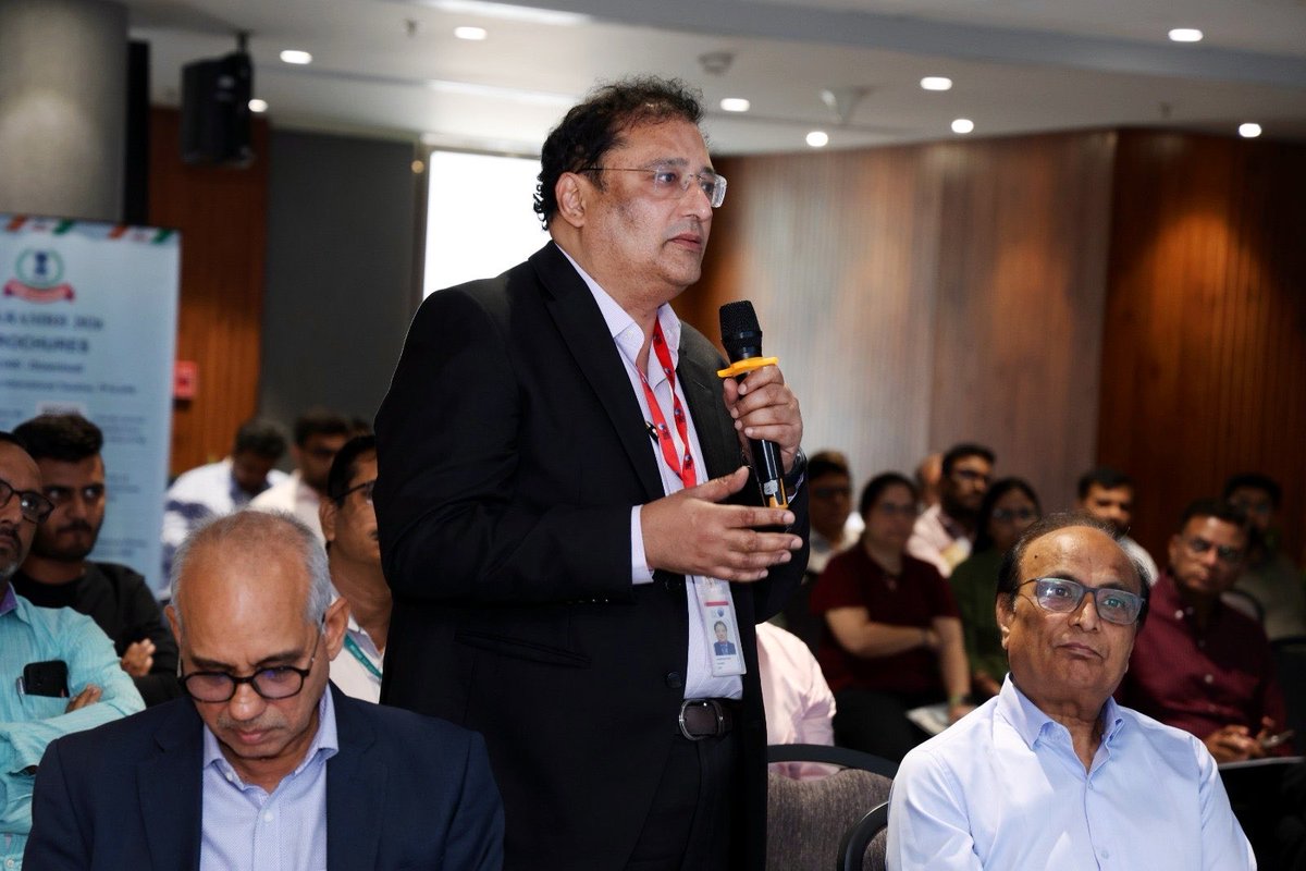 IncomeTaxMum's tweet photo. The office of CCIT (International Taxation & Transfer Pricing), West Zone, Mumbai organized an outreach program on the Income-tax Act, 2025 under “PRARAMBH–2026”.

The program was organized with the theme “Bridging Borders, Building Trust”, in collaboration with GJEPC and Bharat Diamond Bourse, Mumbai.

More than 200 stakeholders, including members of GJEPC, traders of Bharat Diamond Bourse, tax practitioners, chartered accountants and representatives from trade & industry participated in the programme aimed at enhancing awareness on the new tax framework, with special focus on International Taxation & Transfer Pricing.

@IncomeTaxIndia @nsitharamanoffc @FinMinIndia @officeofPCM @PIB_India @PIBMumbai