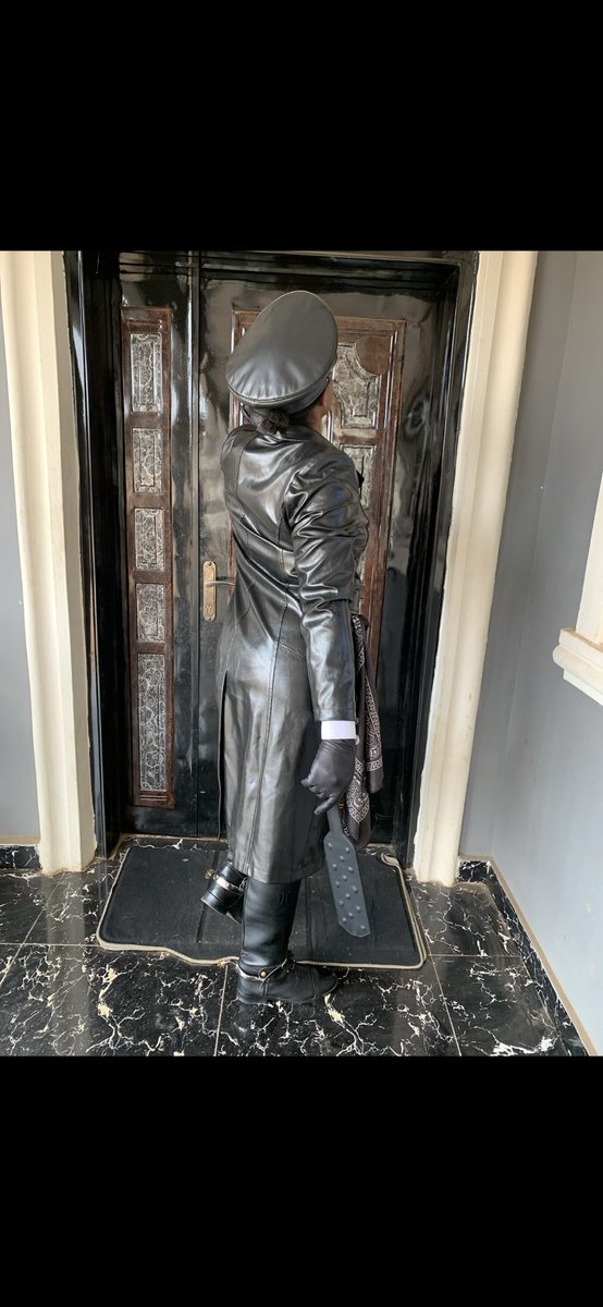 booted_bola's tweet photo. It’s been a while you all heard from your leather mistress 😈 #leathercoat #leatherwomen #mistress #ridingboots #tallboots #gloves #equestrian #ridingmistress #payme #paypig #giftme https://t.co/e4fTkyxxwk