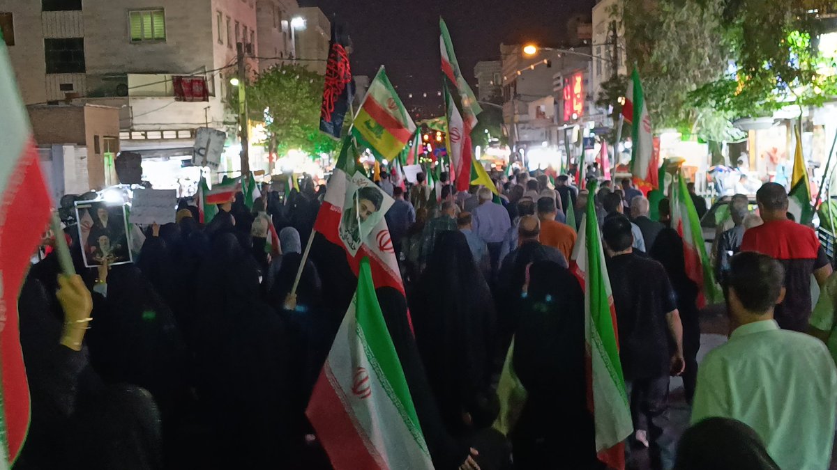 حماسه شصت‌ونهم
میدان با تو خیابان با ما 
ما پای عهدمون ایستاده‌ایم ✊ 
۱۴۰۵/۲/۱۸
 #از_تهران_لبیک 
#تا_پای_جان_برای_ایران