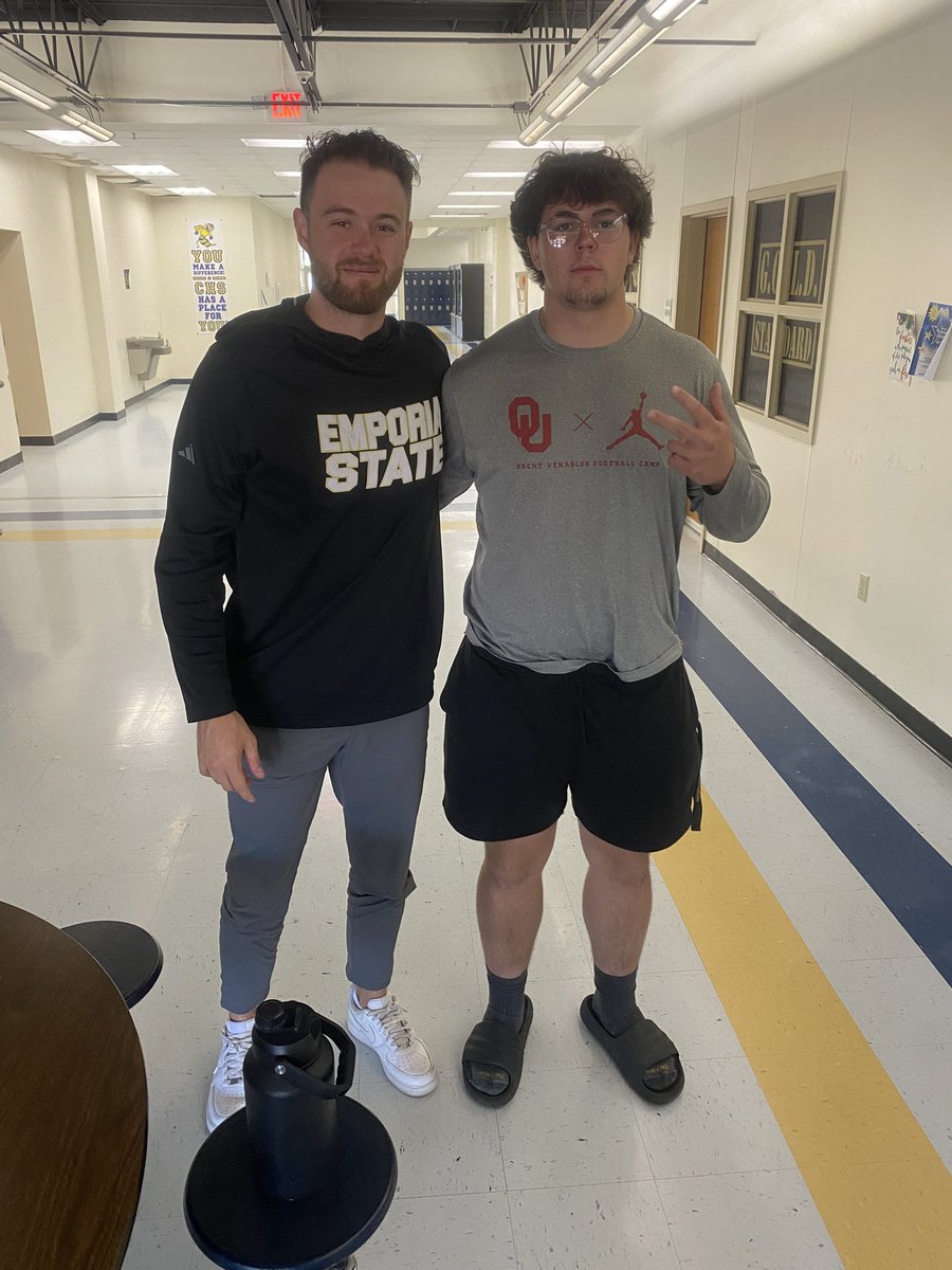 Aaron Hale tweet media
