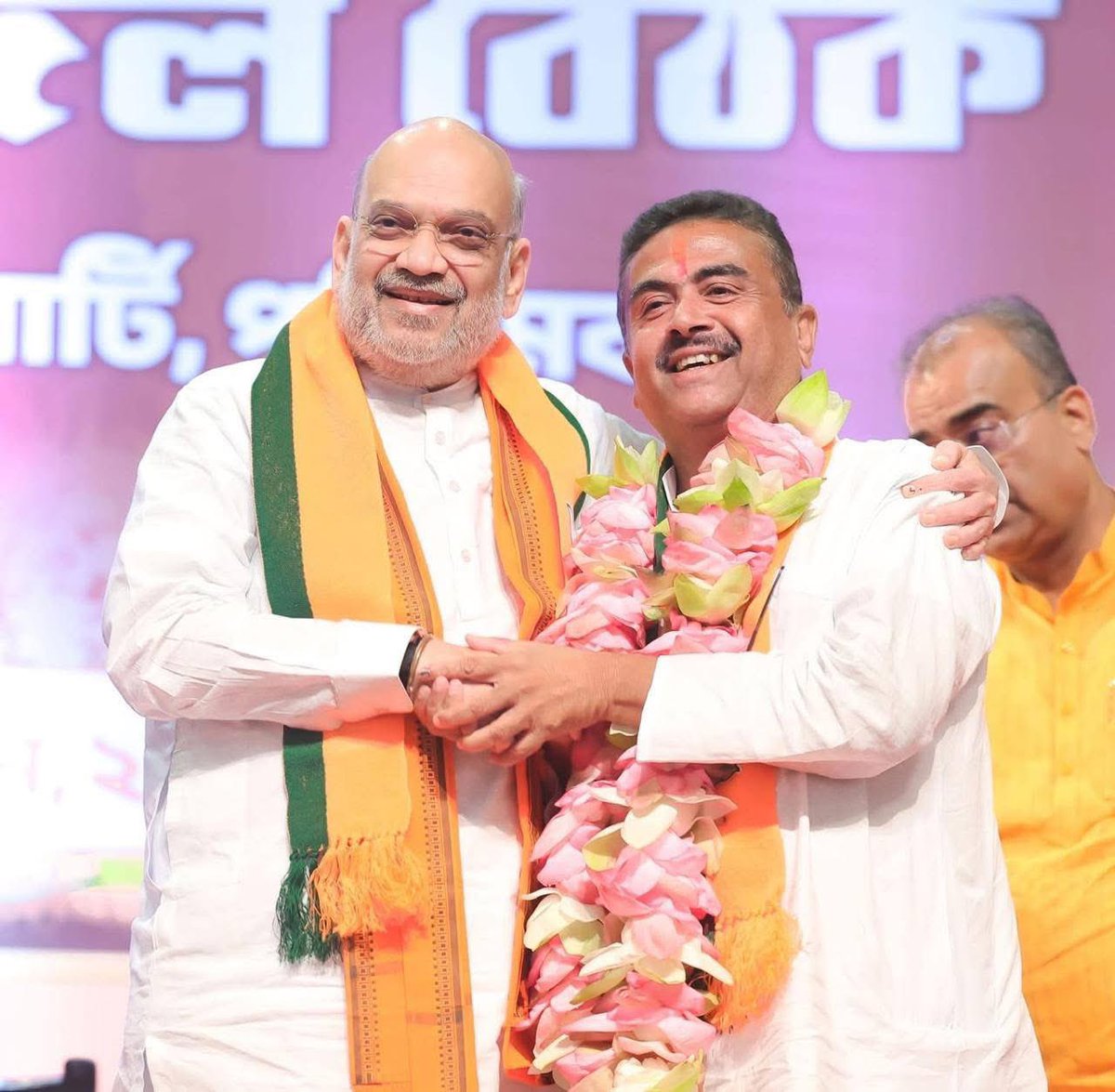 BjpBiplab's tweet photo. Attended the meeting of the newly elected BJP Members of the Legislative Assembly of West Bengal in the august presence of Hon’ble Union Home Minister Shri @AmitShah Ji. https://t.co/BmKSzVFm5l