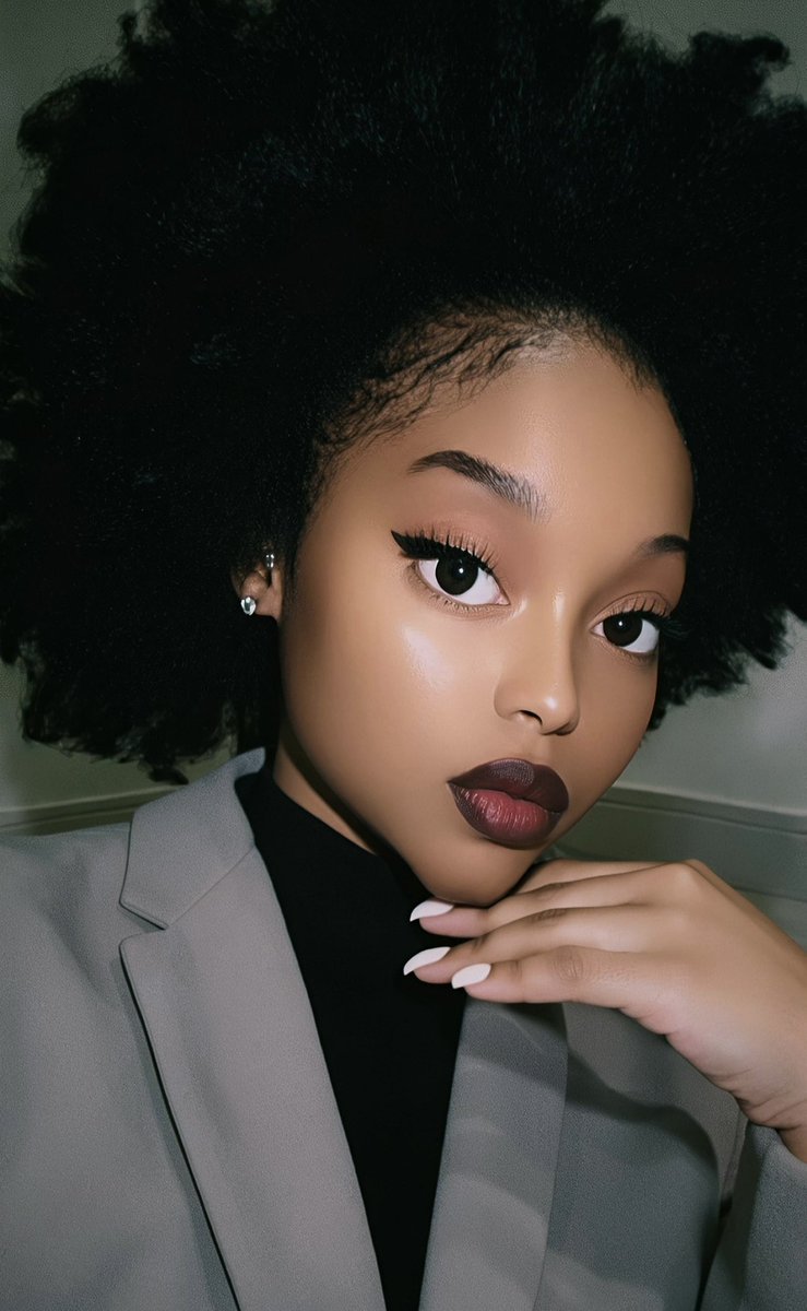 its_ketsi's tweet photo. just a cute little lawyer showing off her big natural hair 🤎 https://t.co/ZPdDEU7wW2