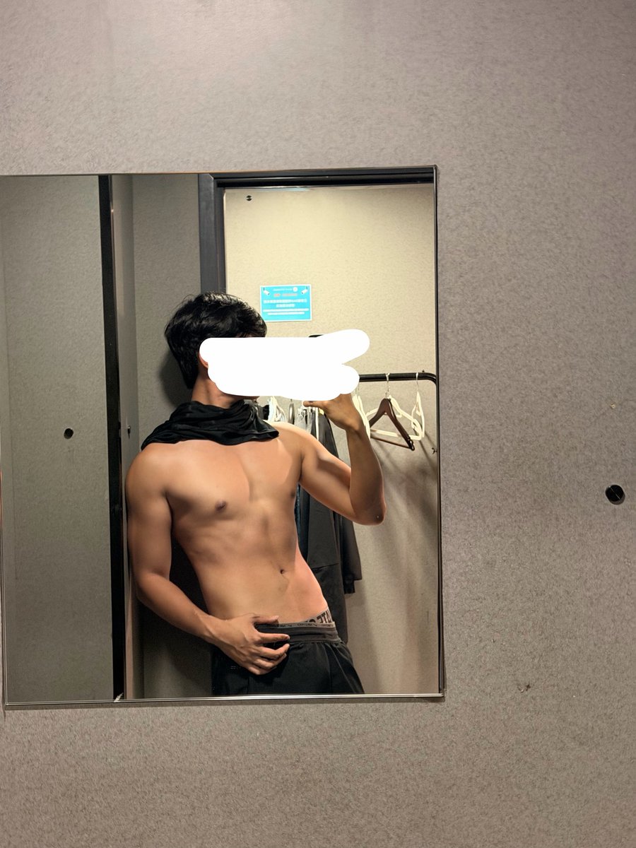 185攝yin師 tweet media