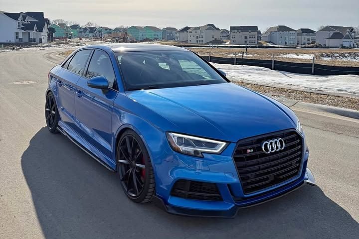 DailyTurismo's tweet photo. S3ncro de Quattro: 2017 Audi S3 Prestige https://t.co/Y5Aw2hN5Pg https://t.co/3uEUu1TUQR