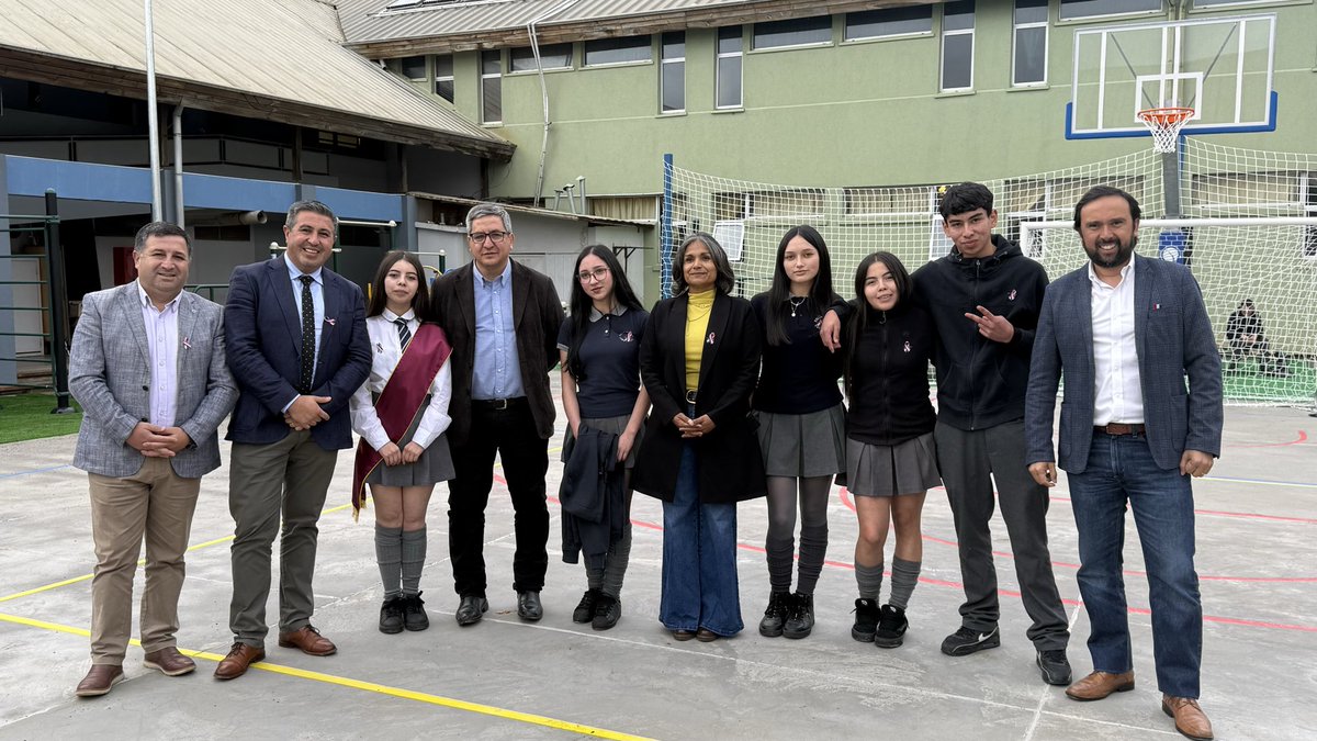 corenuble's tweet photo. ¡Inauguramos un nuevo rostro para el Liceo Diego Missene Burgos en #Cobquecura! 🏫✨
Con una inversión de $147 millones del @goredenuble, transformamos 1.218 m² en espacios de calidad:
🏀 Multicancha nueva
💪 Zona de calistenia
⚙️ Área para Mecánica Industrial
💡 Iluminación LED https://t.co/Co6hHBHoBc