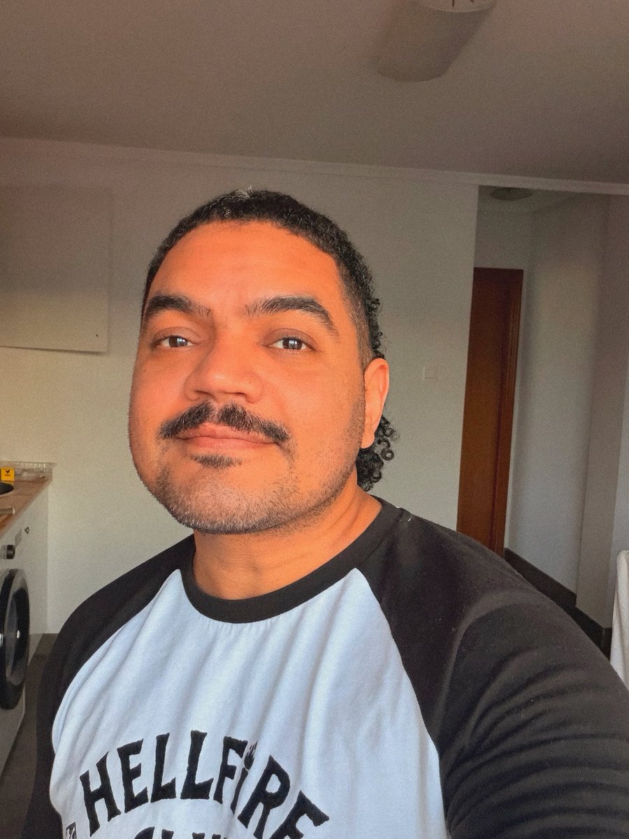 vangelox's tweet photo. Hola 🔫 https://t.co/bzEMN4ZTII