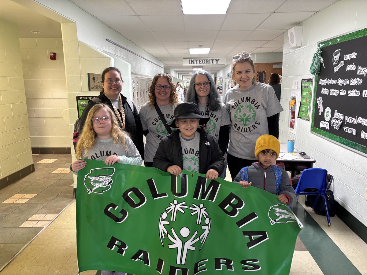RaidersLittle's tweet photo. Today was a GREAT Day !! This year Columbia had 3 students attend the Special Olympics ! The students had a great day throwing, running , and jumping !! https://t.co/84Eq4LNcUI