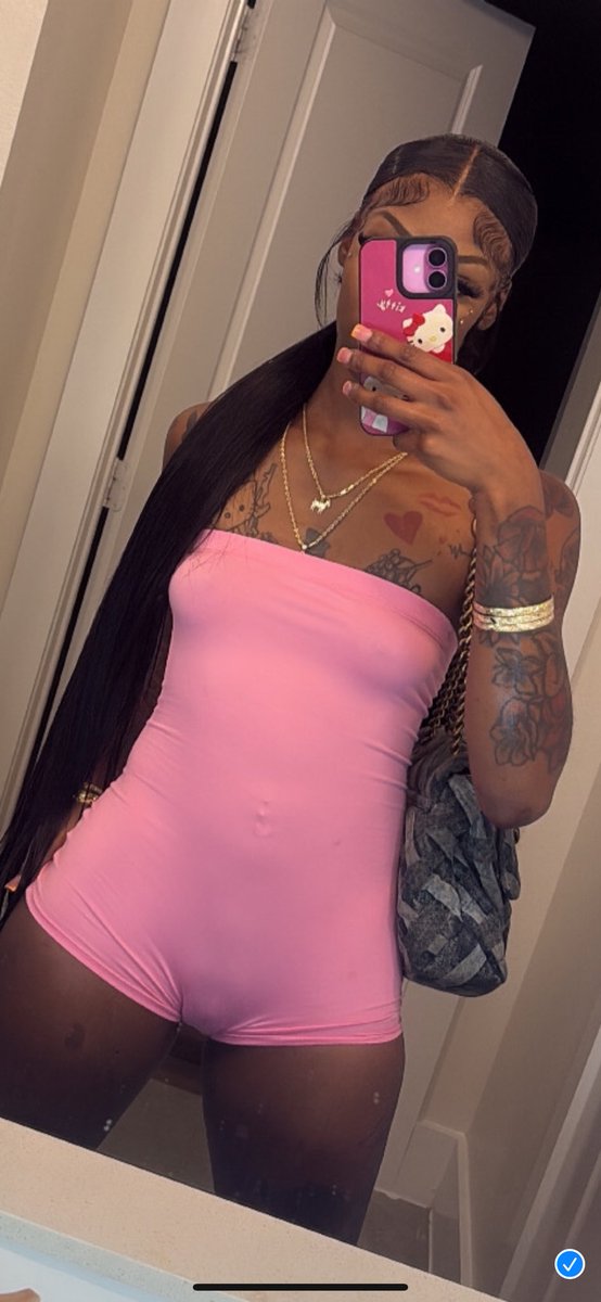 PinkKee tweet media