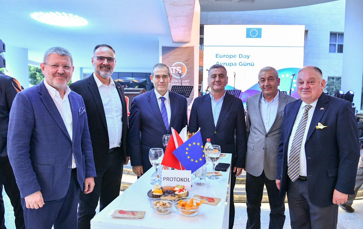 AntalyaTSO's tweet photo. @YHacisuleyman07 @bogachangoksu @HakanPakal @MuratTOTOS @haticeozresmi @huseyinsari_sar @KAPALIYOL @AhmetKasapoglu8 @aozgurkaragoz @behcetulker @aslisahintekin @TOBBiletisim @RHisarciklioglu @ahmetozturkant @designerserap https://t.co/soA3FXsEDh