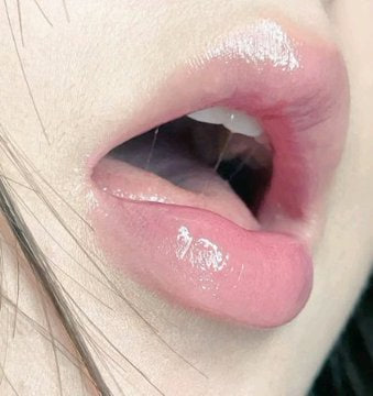 男生一直跟我炫自己床上能力是什麼意思？
我也想尝试尝试用脚赛进去嘴里玩一玩 我看起來很需要嗎？？ #反差婊 #女神婊 #媚屌 #倒贴 #舞蹈生 #丝袜 #高跟鞋 #男尊女卑 #恋臭 https://t.co/99dG4StaZ0