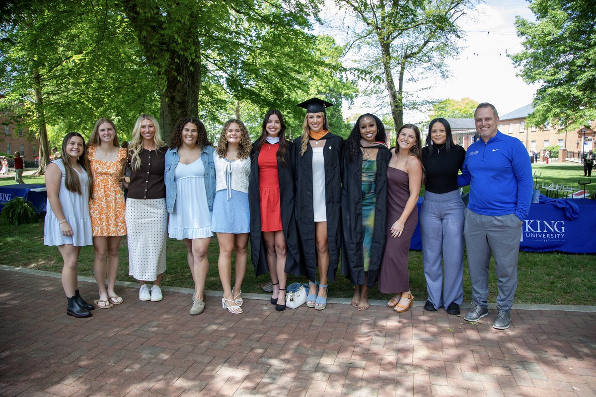 KINGU_wbb's tweet photo. Congratulations to our seniors, Riley, Jaelyn, and Ashley, on graduating this past Saturday! We are so proud of you! 🥹🎓🌪️ https://t.co/kgBhDyLgUJ