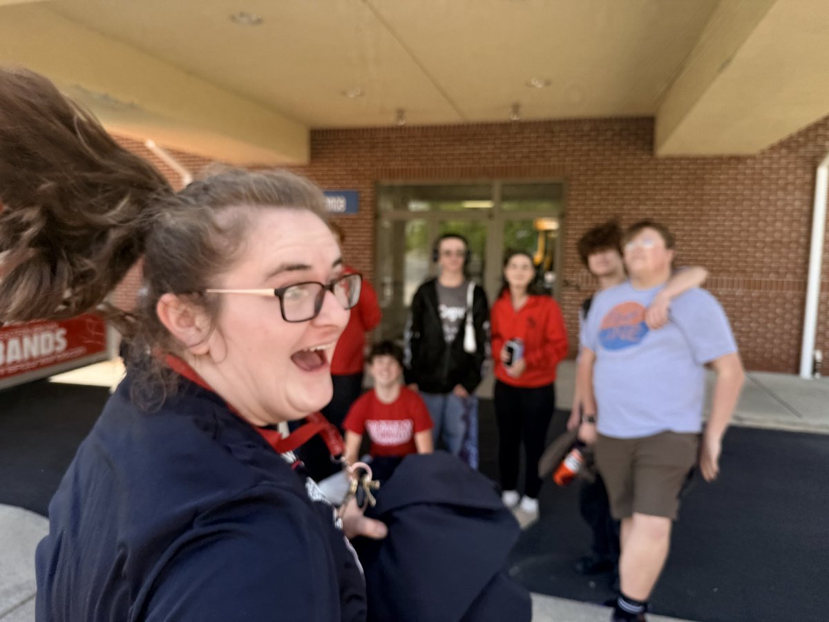 ebbands's tweet photo. Some of our student leaders completed a service project today at the Trills &amp; Thrills Festival in Wilmington!

We served as guides, stage hands, and emcees for 10 performing groups.

The EB community was well-represented! 

(swipe to see Ms. Mitchell’s photobomb…)

#EBBWithPride https://t.co/qejKcuW1wf