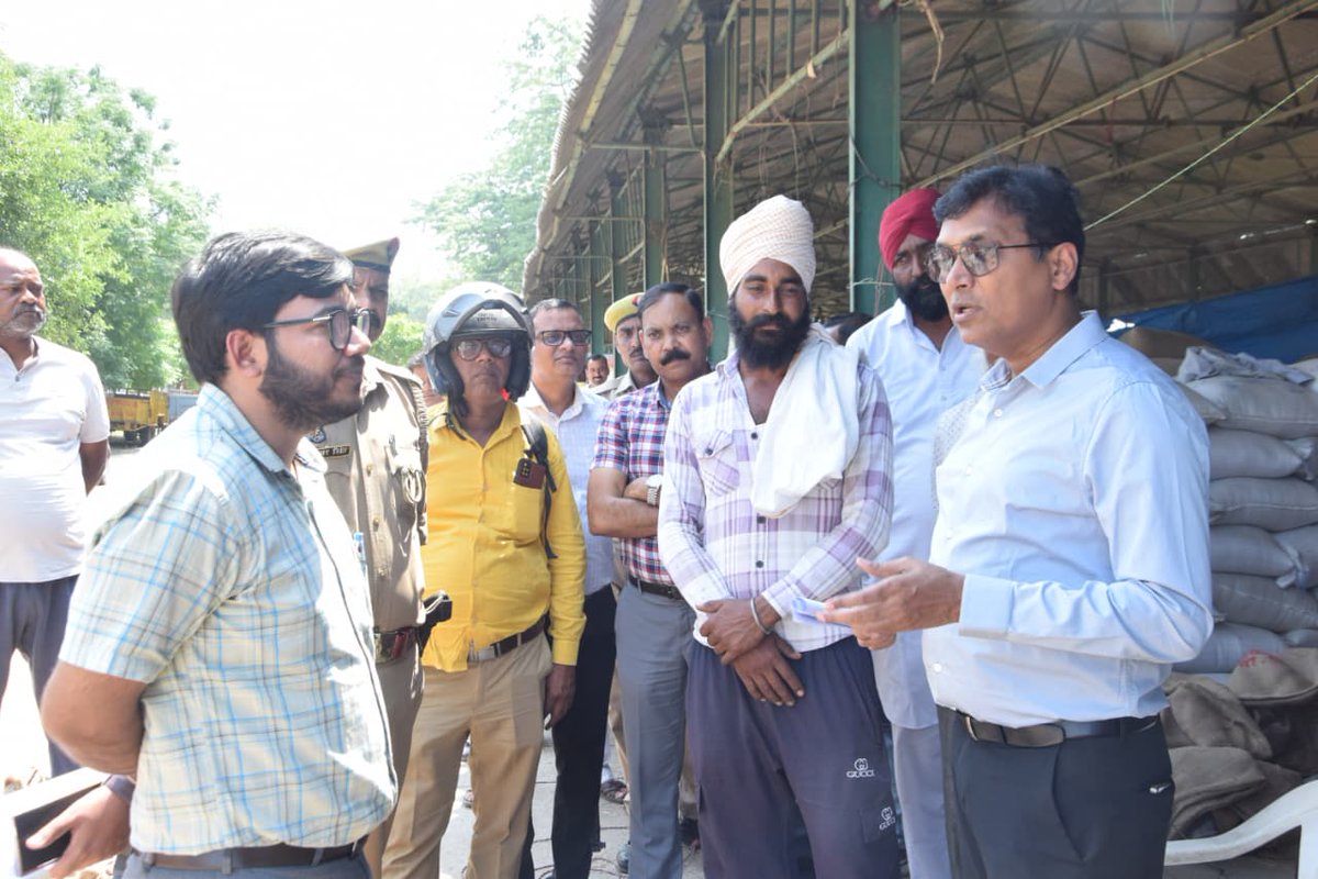 DM LAKHIMPUR KHERI tweet media