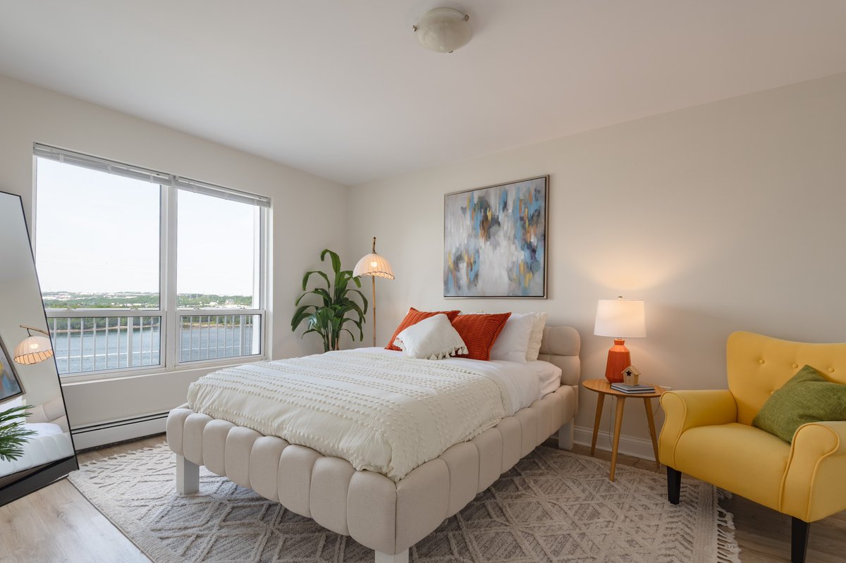 Polycorp's tweet photo. 3807 Mont Blanc Terrace, Halifax
Saturday &amp; Sunday
1:00pm - 4:00pm
We’d love to see you there!
#MontBlancResidences #HalifaxHomes #NorthEndHalifax #CondoLife #NorthEndCondos https://t.co/gXeaXimnW8