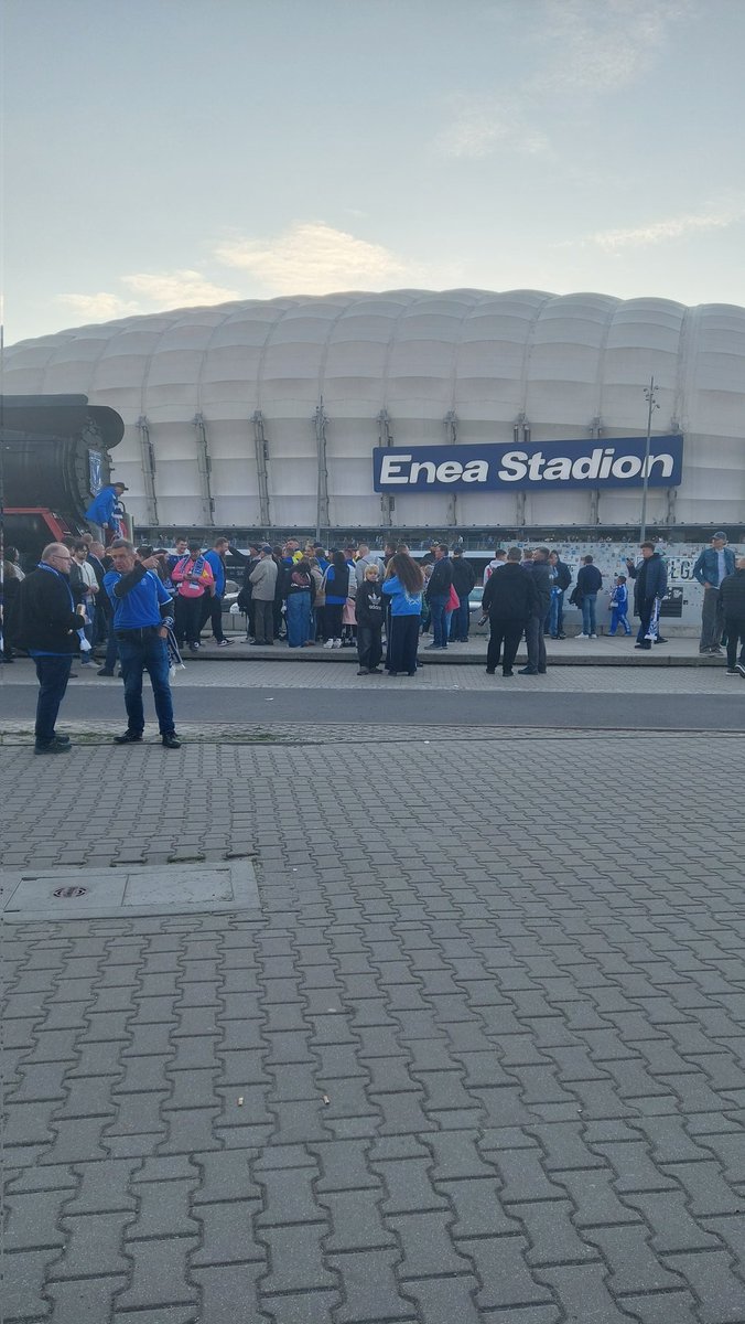 Lech Poznań France 🇨🇵 tweet media