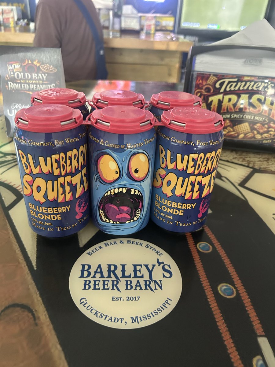 BarleysBeerBarn's tweet photo. Blueberry Squeeze Blonde Ale from Martin House Brewing Company is here. This Limited Release is available in cans. Come see us to stock your fridge!! 
#bestbeerstore #yourbeerstore #BBB #craftbeer #beer #pints #growlers #cigars #beerstore #seasonalbeers #giftcards #beer  #beers https://t.co/ZYUFhia8X2