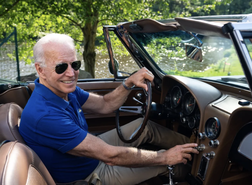 Joe Biden is a vastly better president than Trump's declining mind could ever even comprehend.

Retweet or ❤️ if you agree. It’s not even close. 🇺🇸#TrumpsGasFailure