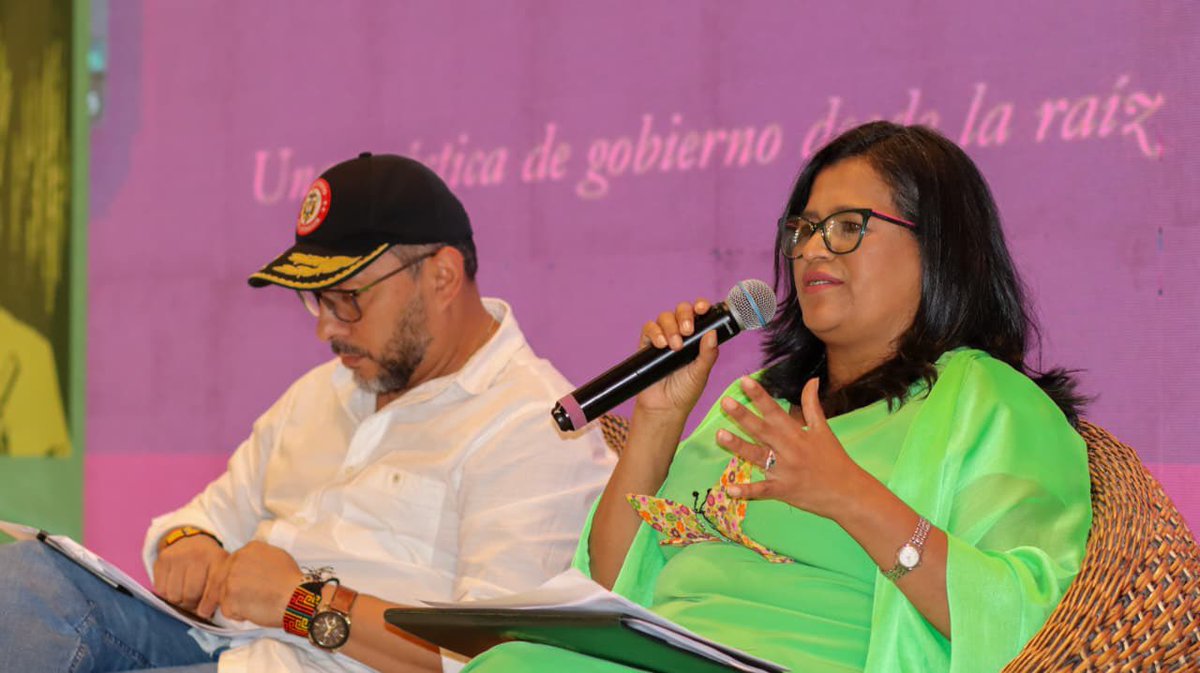 Unidad de Restitución de Tierras tweet media