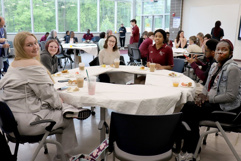 AbingtonSenior's tweet photo. The A.C.T.I.V.E. Academy held their end-of-the-year breakfast last week, expressing best wishes to students who are exiting the program, and heartfelt gratitude to all the organizations and individuals who support the program throughout the year. #ASDProud #ACTIVEAcademy https://t.co/PDhEhtnghL