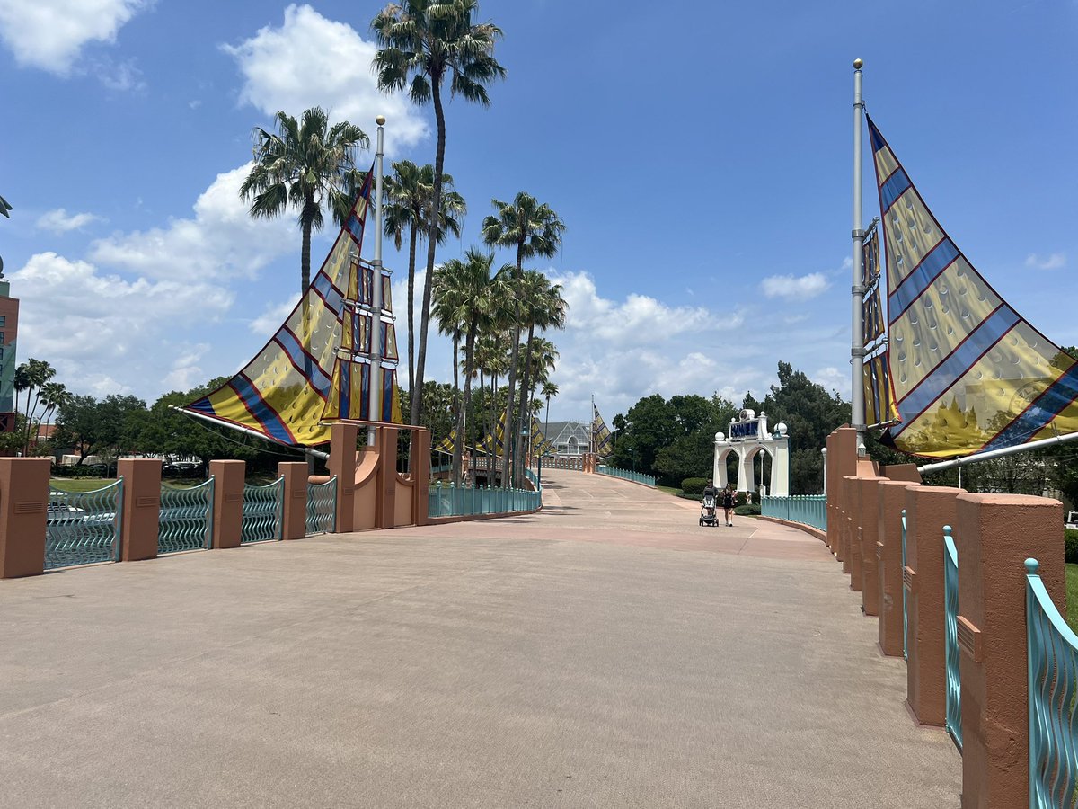 I still wish they ran the trams from Epcot through this area. 

In case you were wondering, that is why these pathways are so HUGE over at Swan and Dolphin.