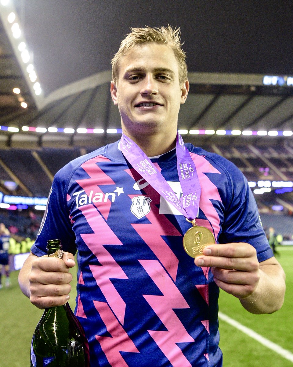 SFParisRugby's tweet photo. Merci pour tout Jules 🩷

Plus de 1000 points en 195 matchs en rose, champion de France 2015, vainqueur de la @ChallengeCup_  en 2017, @Jules_plisson met un terme à sa carrière à l’issue de cette saison. 👏

Bravo pour cette belle carrière et Paris te souhaite le meilleur pour la suite ! ⚡️